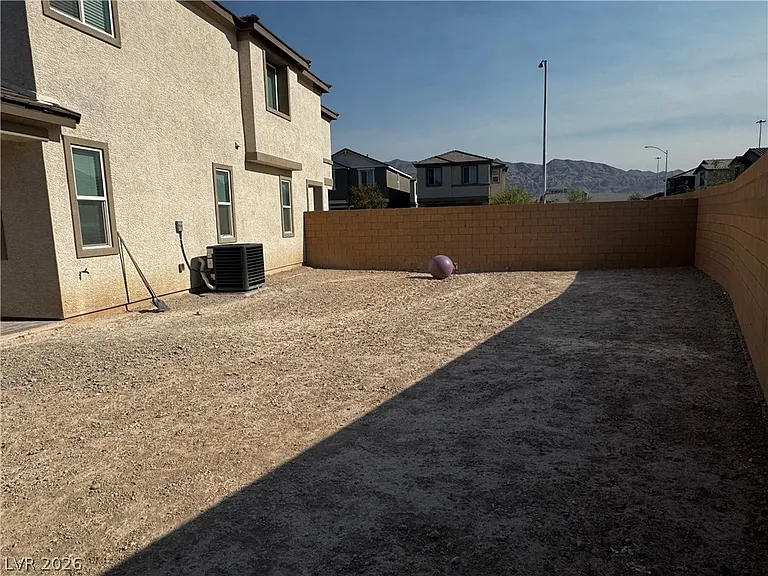 949 Ferodale Ave — Photo 31
