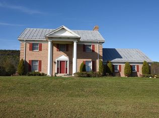 10518 Mountain Rd, Grantville, PA 17028