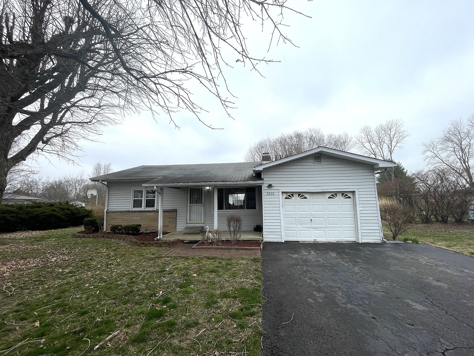 9235 N Friendship Dr, Taylorsville, IN 47280 Zillow