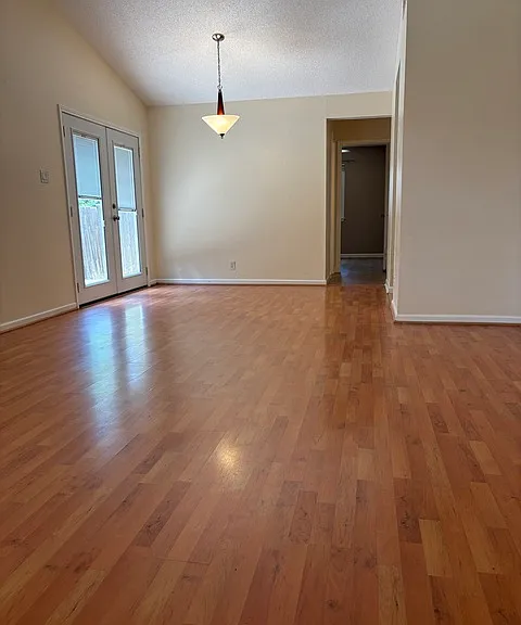 703 Meadow Frg — Photo 7