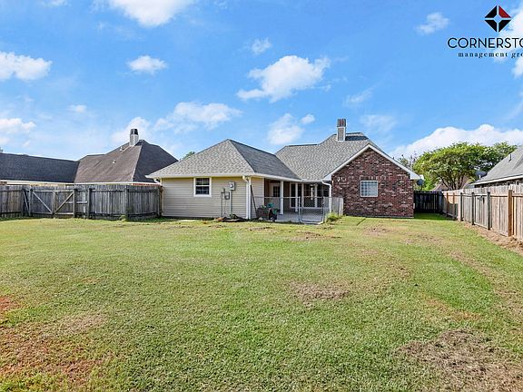 4th image of 12211 Dove Hollow Dr