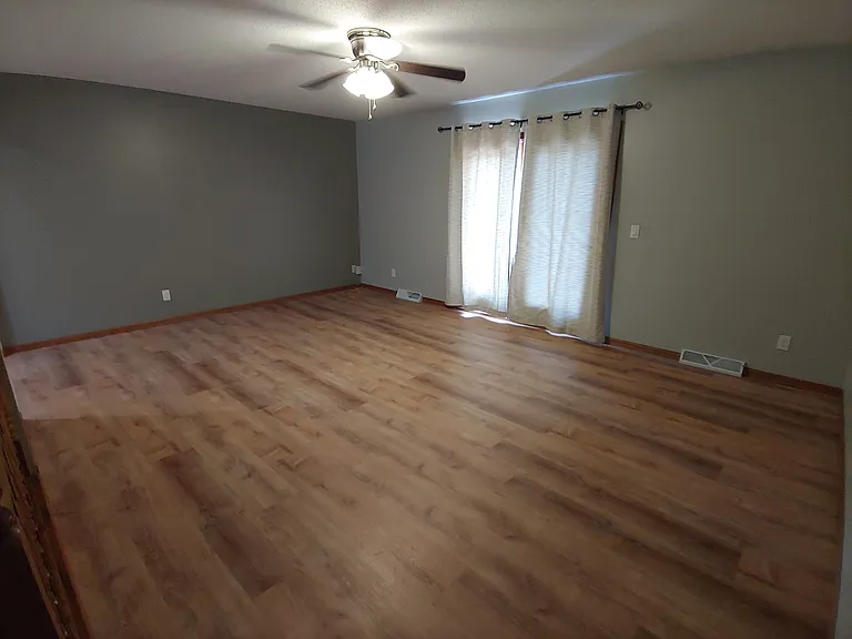 3520 Sunny Hill Dr — Photo 15
