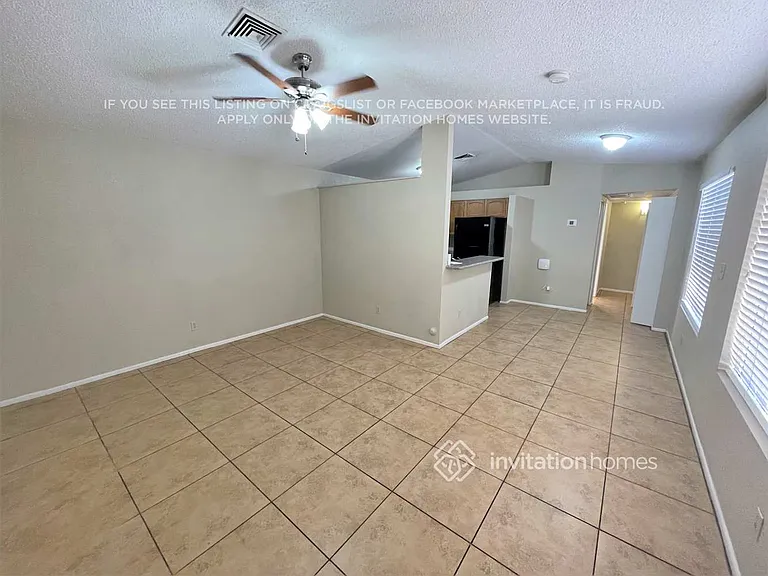 16026 S Catalina St — Photo 4