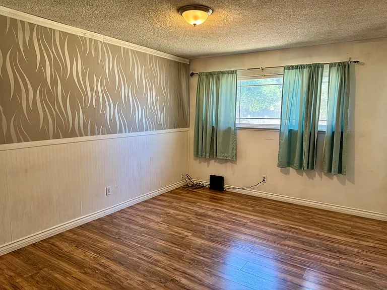 1880 Barnett Way — Photo 11