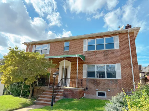 200-21 39 Ave, Bayside, NY 11361