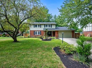 5005 N Holborn Dr, Muncie, IN 47304