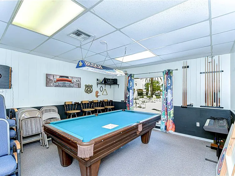 13870 Oakwood Ln — Photo 34