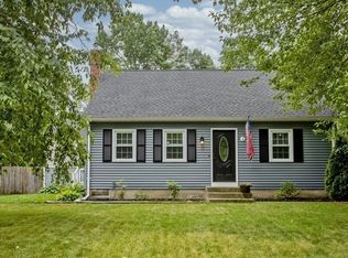160 Pondview Dr, Ludlow, MA 01056