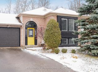 5 Harbour Cres, Wasaga Beach, ON L9Z 1G4