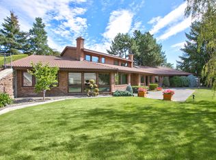 141 Sisotow Belle Ln, Yakima, WA 98903