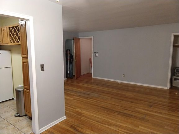 4th image of 94 Spruce St APT 2A