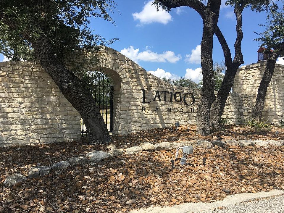 1st image of 879 Latigo Blvd