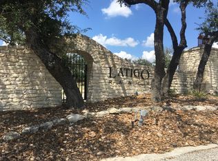 879 Latigo Blvd, Pipe Creek, TX 78063
