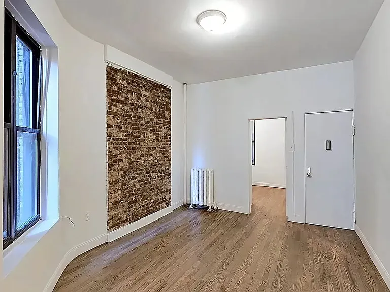 212 W 80th St #4W — Photo 3