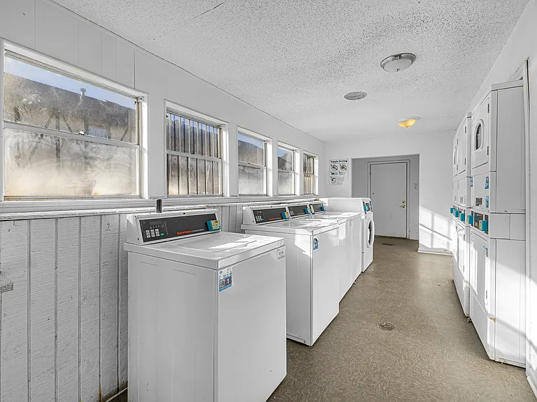 Runnymede Apartments — Photo 8