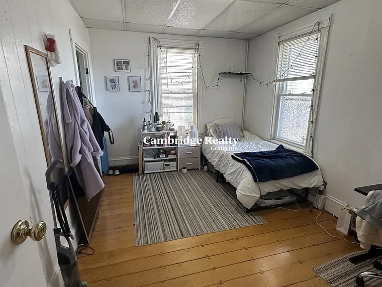 50 Fisher Ave #1T — Photo 6