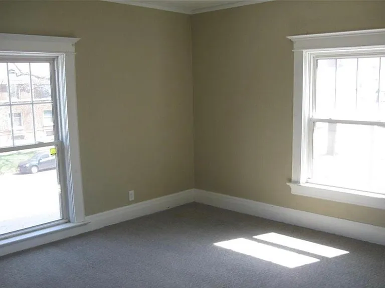 1143 S 17th St #2 — Photo 10