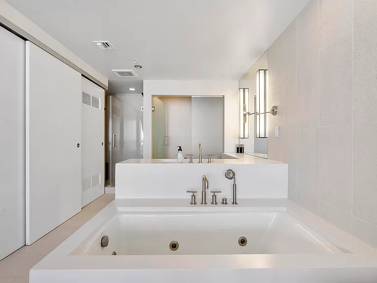 3101 Bayshore Dr #2406 — Photo 21