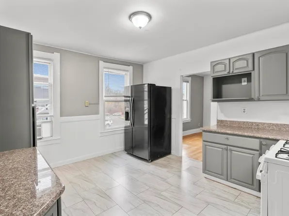 20 Violet St Floor 2, Waterbury, CT 06704