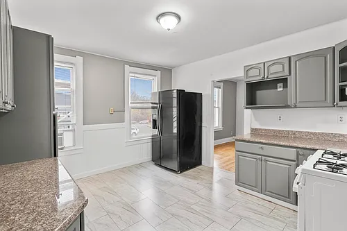 20 Violet St #2 Photo 1