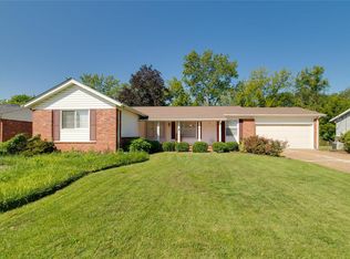 3225 Brookshire Dr, Florissant, MO