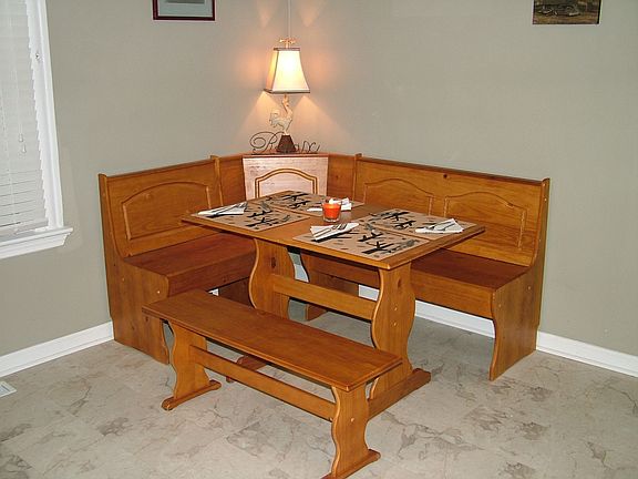 KITCHEN NOOK
