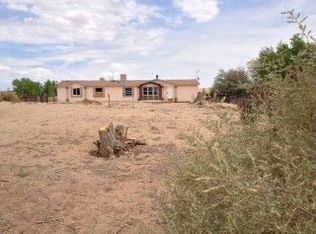 82 Angel Rd, Corrales, NM 87048