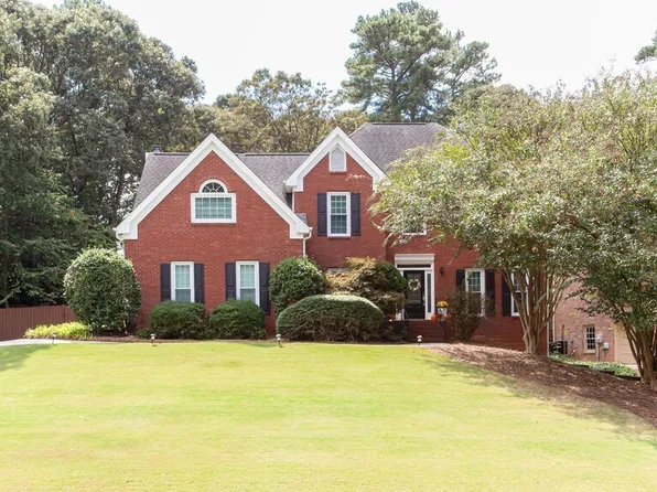 1105 Castle Pointe Ln, Grayson, GA 30017