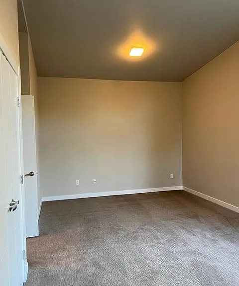 4553 26th Ave SW — Photo 11