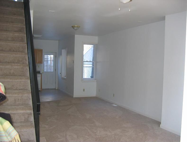 2nd image of 633 E Westmoreland St