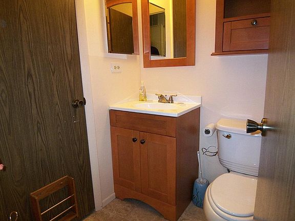 5th image of 1546 Williamsburg Dr