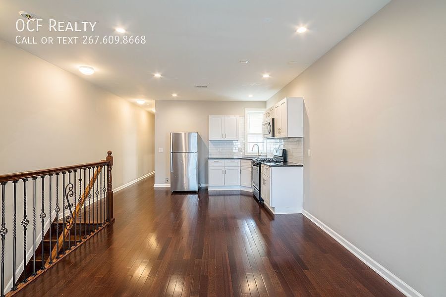 1st image of 723 S 56th St #2