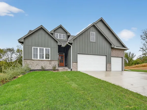 203 Hudson Ave, Van Meter, IA 50261