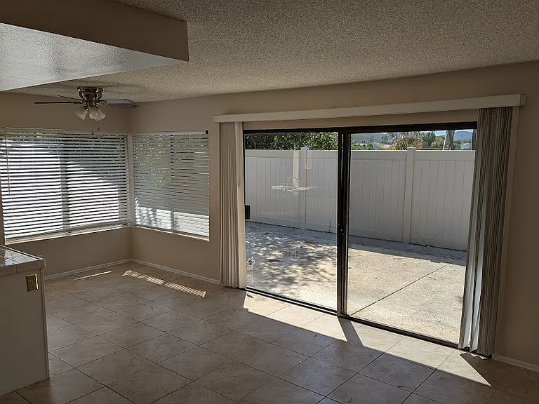 Breakfast area and family room
