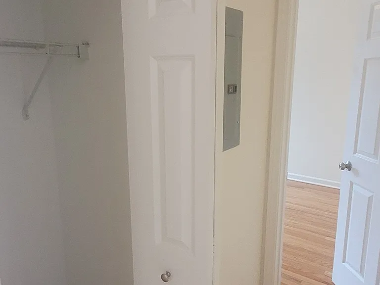 3743 W Argyle St #3 — Photo 11