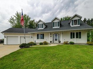 159 Hilltop Dr, Fall River, WI 53932