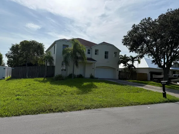 3685 SW FOREMOST Drive, Port St Lucie, FL 34953