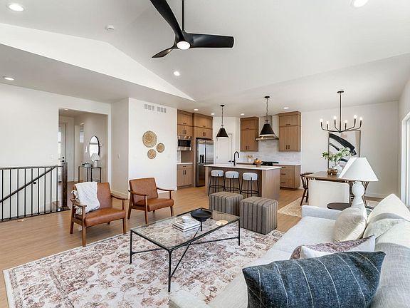 5th image of 835 Doubleleaf Dr