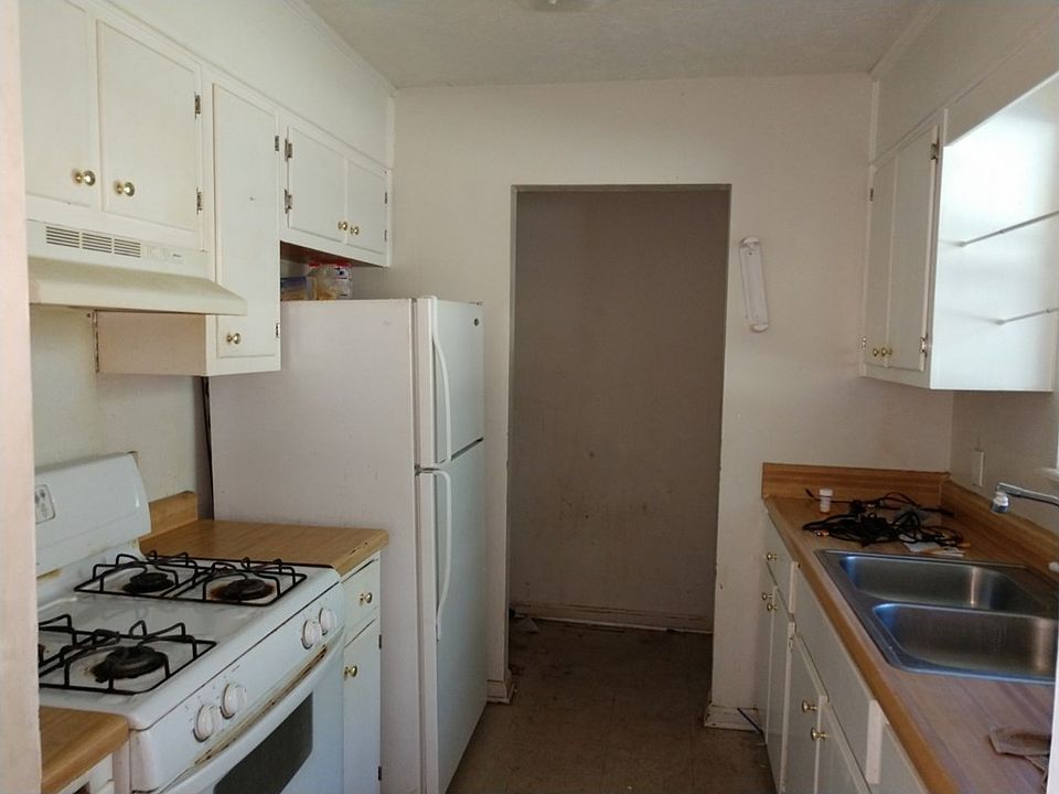 2nd image of 202 Patton Dr