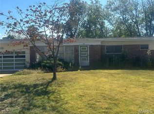 800 Braxton Ct, Saint Louis, MO