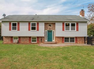 213 Tacketts Mill Rd, Stafford, VA 22556
