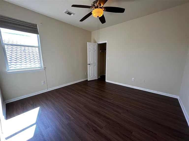 15224 Interlachen Dr — Photo 15