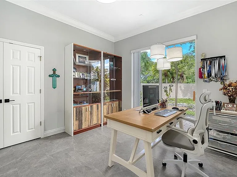 9000 Willow Brook Dr — Photo 16