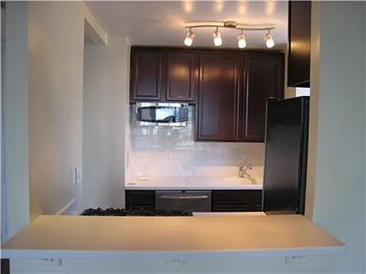 Sold by Trump International Realty | media 15