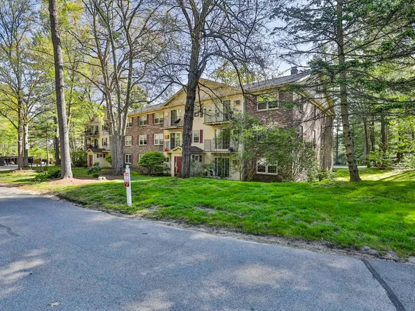 4 Autumn Leaf Drive #2, Nashua, NH 03060