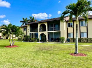 317 Pine Ridge Cir APT C-2, Lake Worth, FL 33463