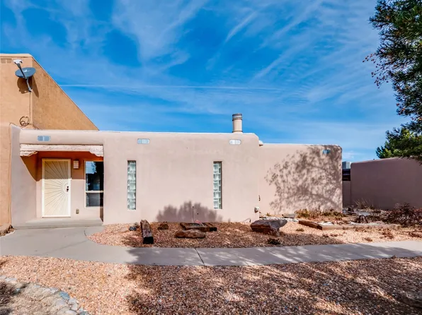 375 Cheryl Ct, White Rock, NM 87547