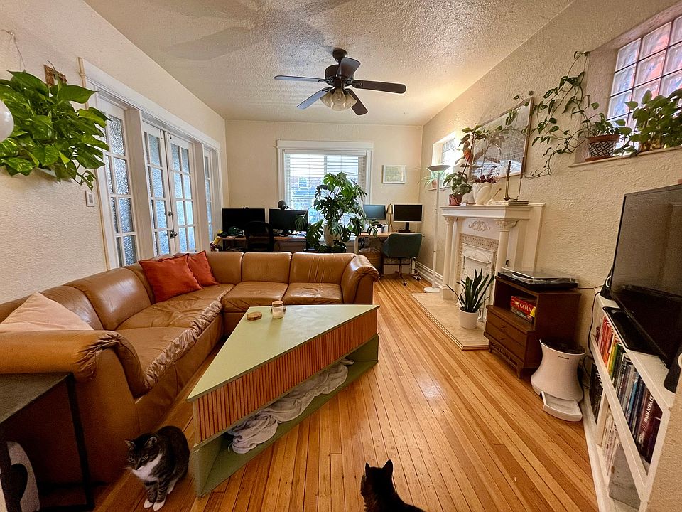 1st image of 1141 N Emerson St APT 2