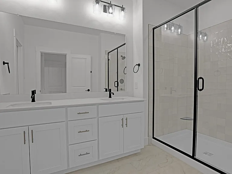 2553 Huxley Mews — Photo 11