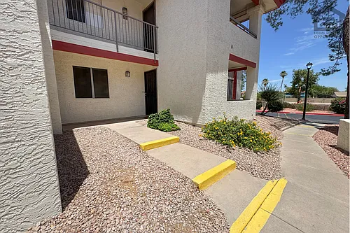 10610 S 48th St Photo 1